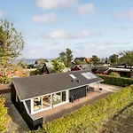 3 Bedroom Beautiful In *
