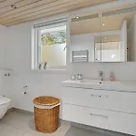 3 Bedroom Beautiful In Сasa de vacaciones