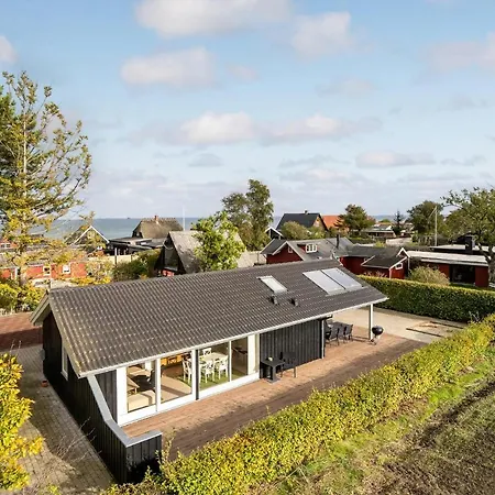 Beautiful In With House A Panoramic View *