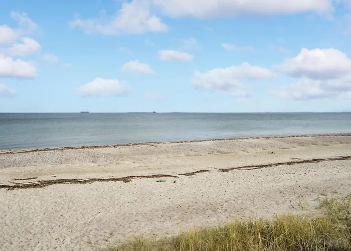 3 Bedroom Beautiful In Hébergement de vacances