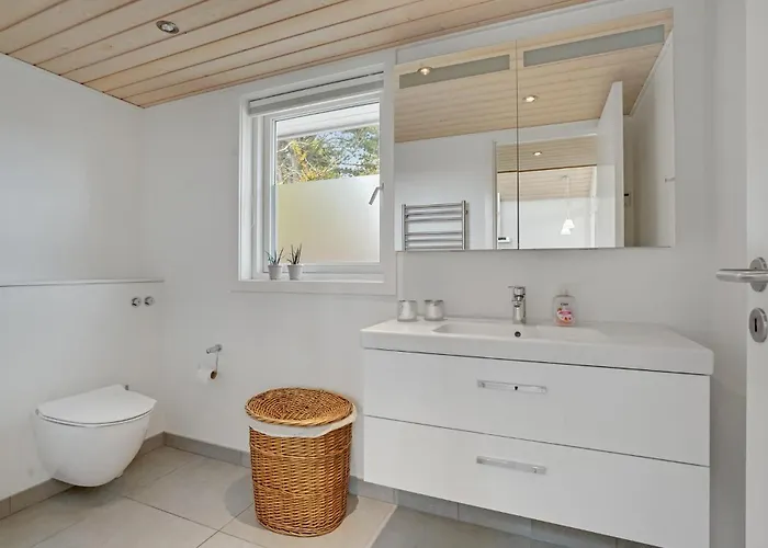 3 Bedroom Beautiful In Hébergement de vacances